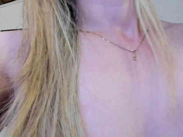 AndreinaSuann webcam