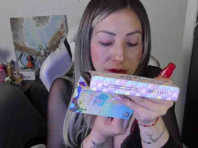 AndreinaSuann webcam