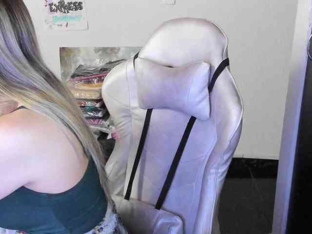 AndreinaSuann webcam