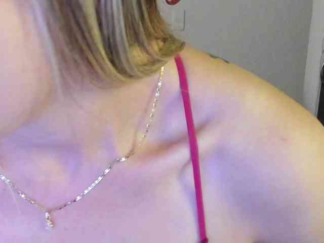 AndreinaSuann webcam