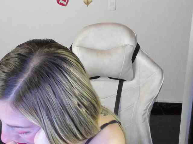 AndreinaSuann webcam