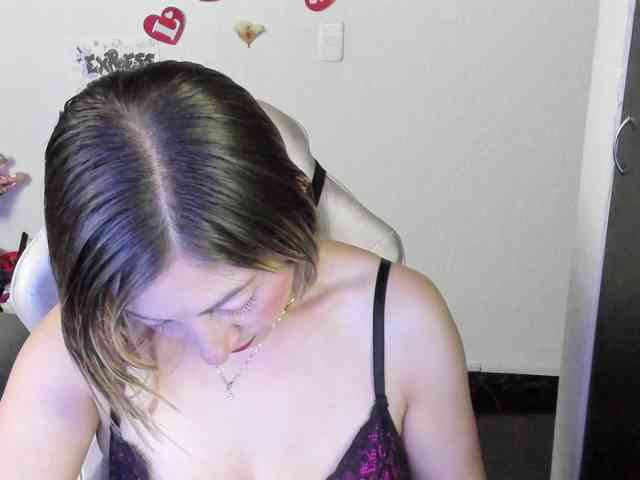 AndreinaSuann webcam