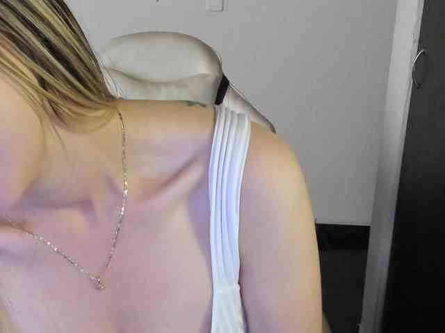 AndreinaSuann webcam