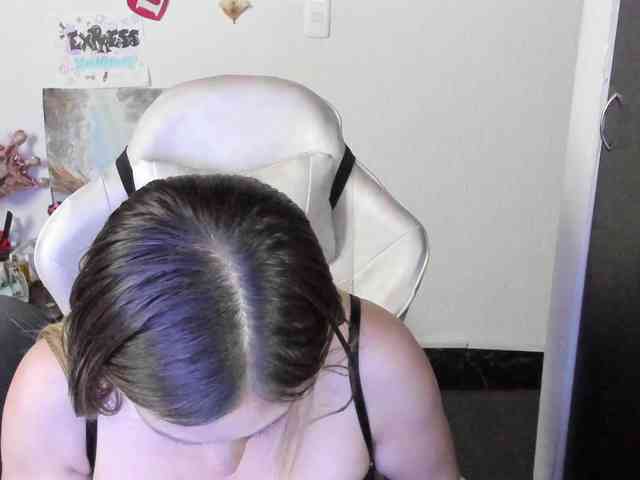 AndreinaSuann webcam