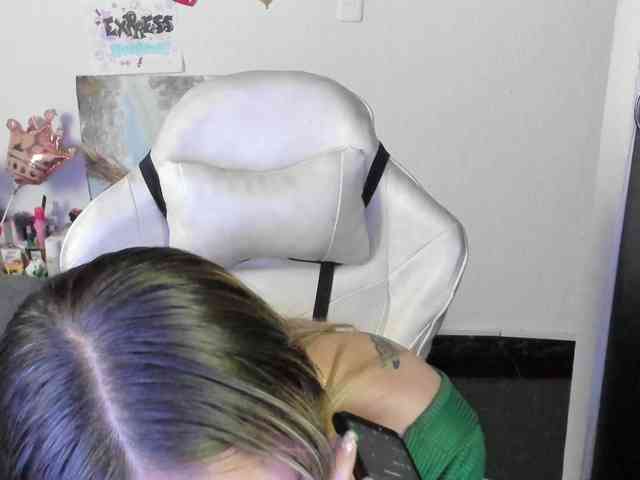 AndreinaSuann webcam