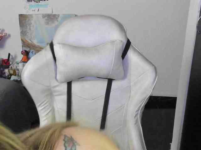 AndreinaSuann webcam