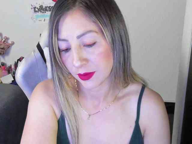 AndreinaSuann webcam