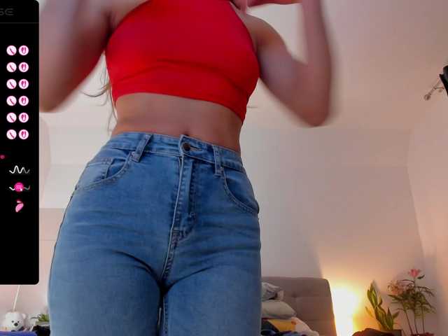Cumcumforyouuu's BongaCams show and profile