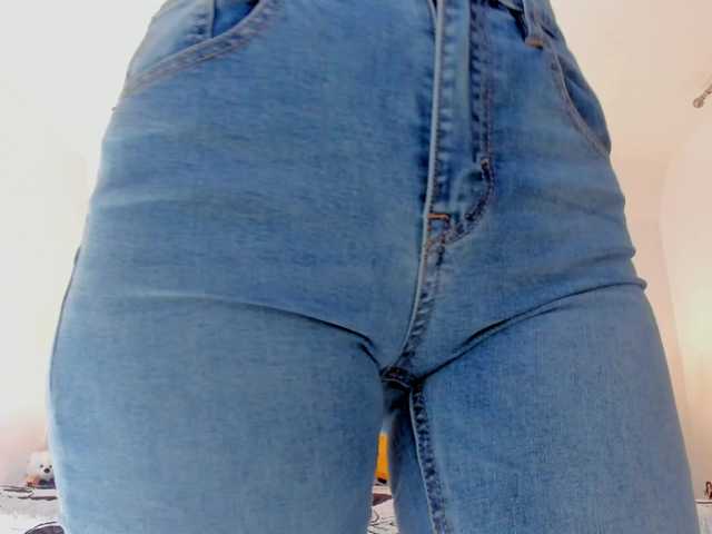 Cumcumforyouuu's BongaCams show and profile