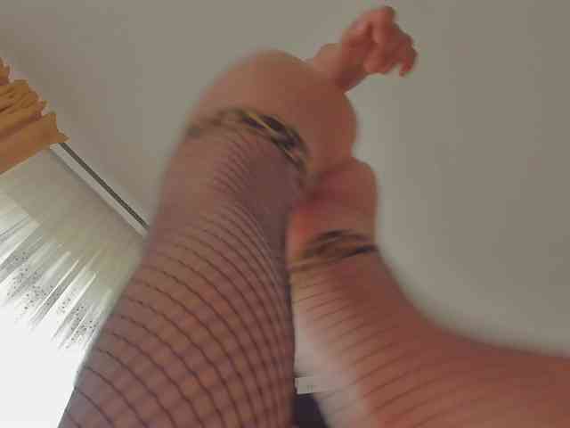 cumcumforyouuu webcam