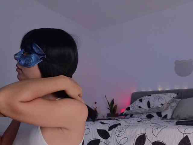 cumcumforyouuu webcam