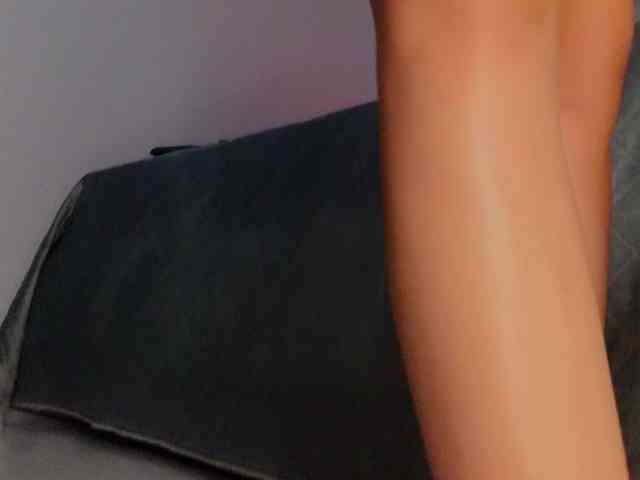 cumcumforyouuu webcam