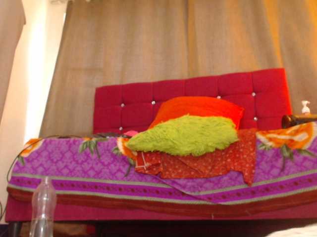 SWETTBROWN's BongaCams show and profile