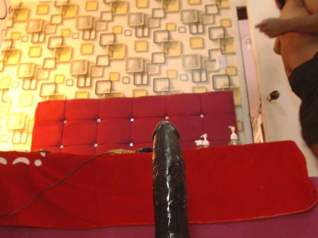 SWETTBROWN's BongaCams show and profile