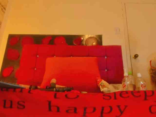 SWETTBROWN webcam