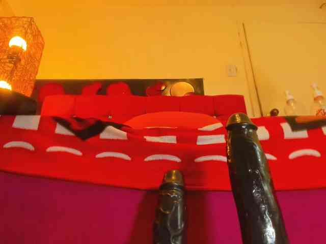 SWETTBROWN webcam