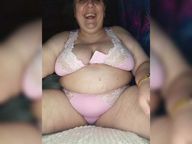 Juliet-A's BongaCams show and profile