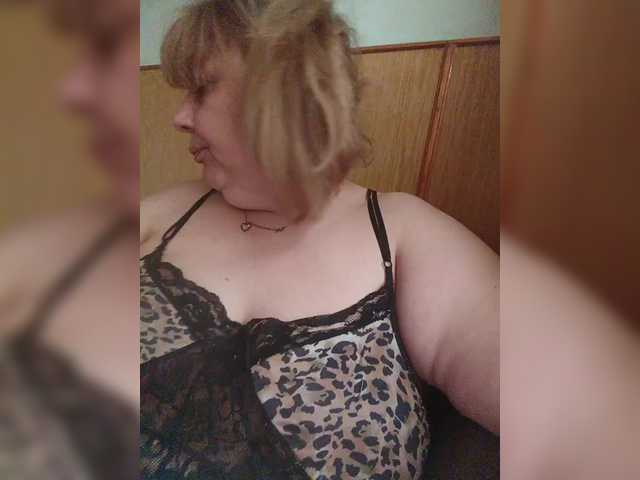 Juliet-A's BongaCams show and profile