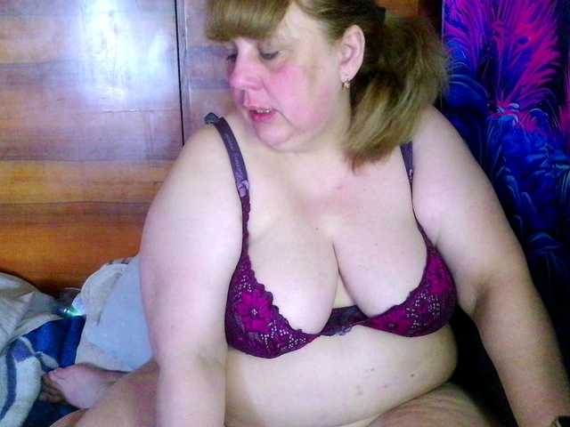 Juliet-A's BongaCams show and profile