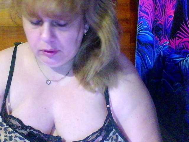 Juliet-A's BongaCams show and profile