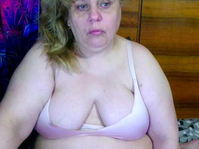 Juliet-A's BongaCams show and profile