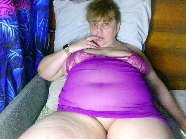 Juliet-A's BongaCams show and profile