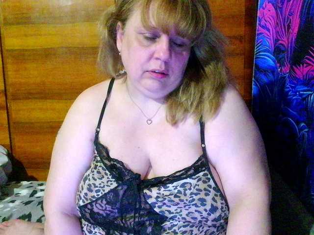 Juliet-A's BongaCams show and profile