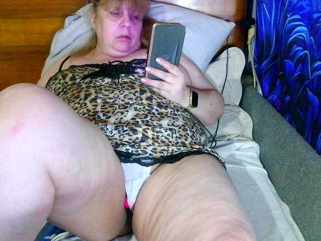 Juliet-A's BongaCams show and profile