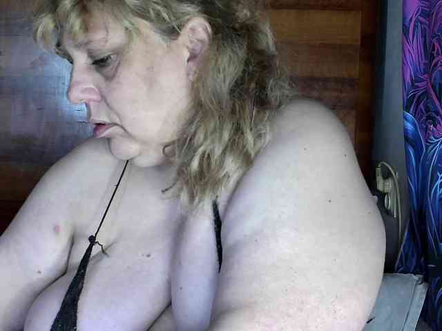 Julian-A webcam