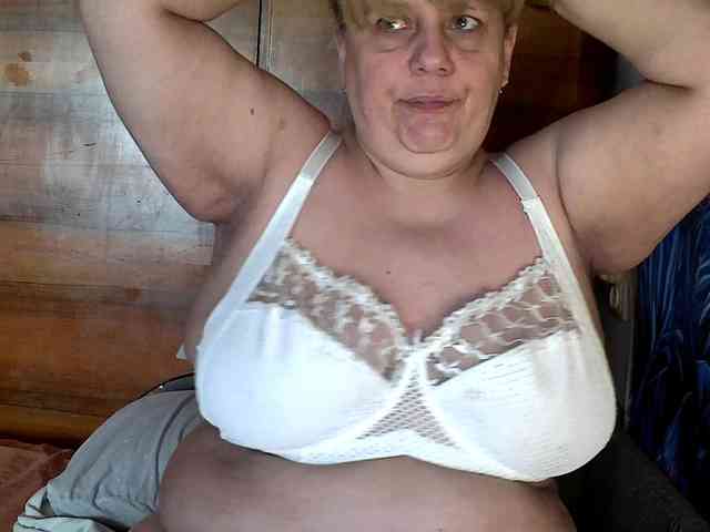 Julian-A webcam