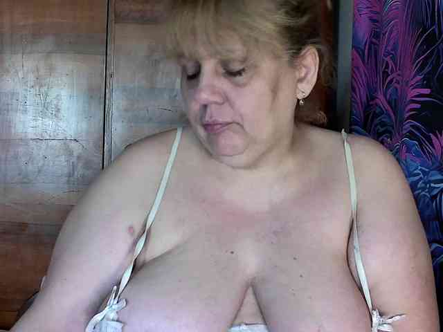Julian-A webcam