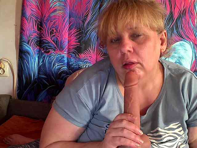 Julian-A webcam