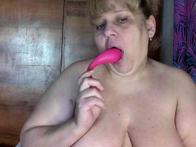 Julian-A webcam