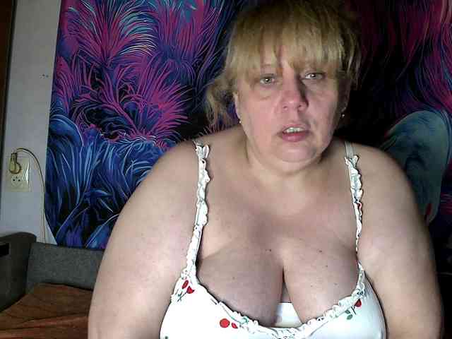Julian-A webcam