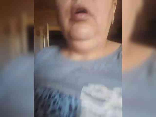 Julian-A webcam
