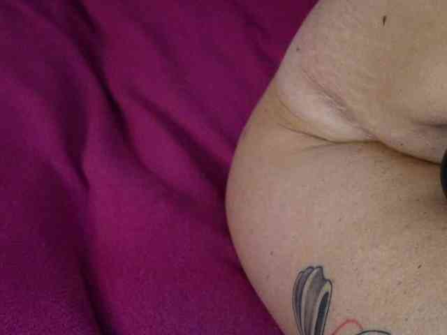 NadjaNeah webcam