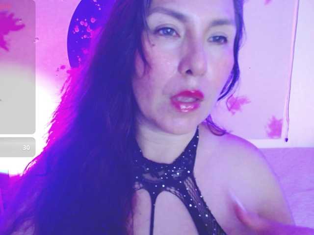 Preview of evelyn-mature19