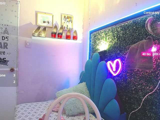 Evelyn-mature19