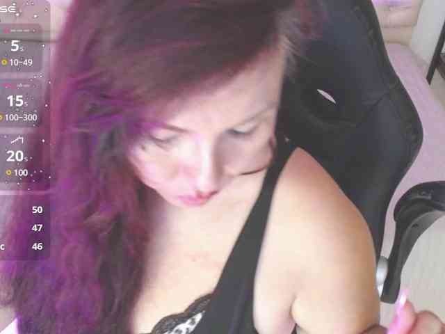 Evelyn-mature19