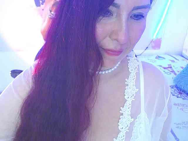 Evelyn-mature19 webcam