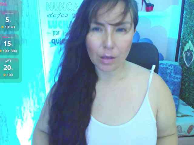 Evelyn-mature19 webcam