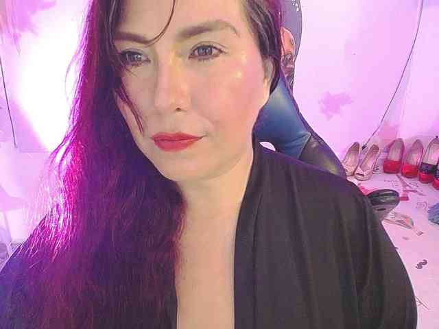 Evelyn-mature19 webcam