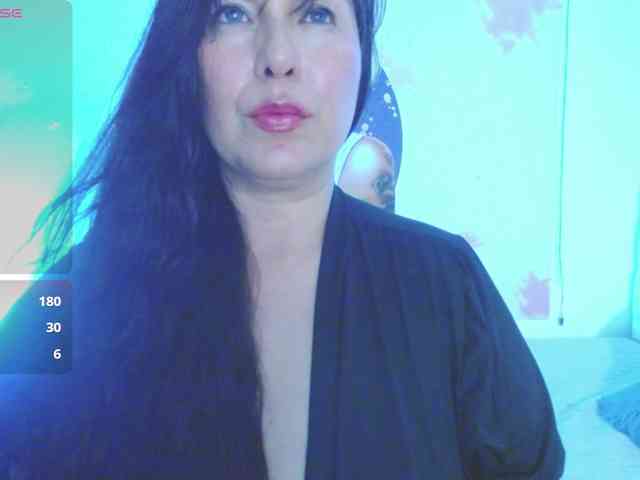 Evelyn-mature19 webcam