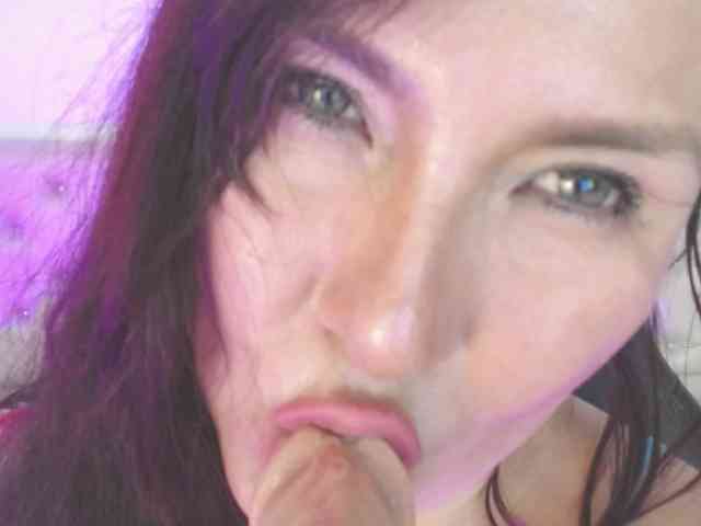 Evelyn-mature19 webcam