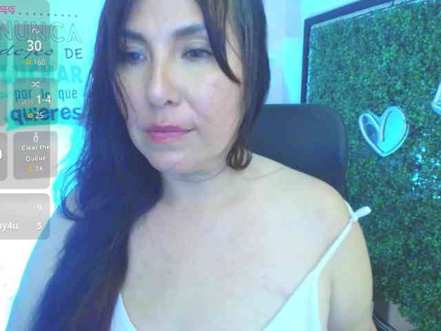 Evelyn-mature19 webcam