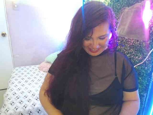 Evelyn-mature19 webcam
