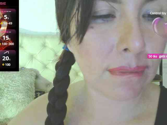 Evelyn-mature19 webcam
