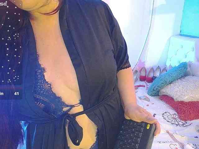 Evelyn-mature19 webcam