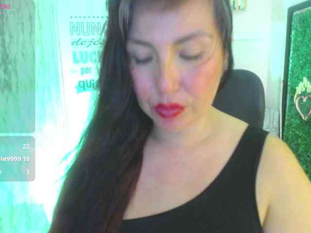 Evelyn-mature19 webcam