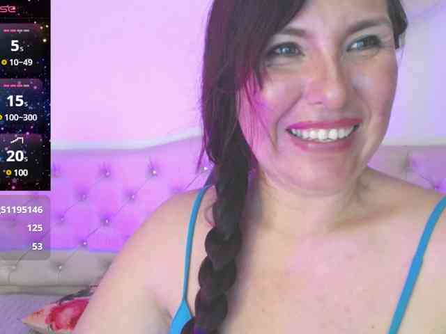 Evelyn-mature19 webcam